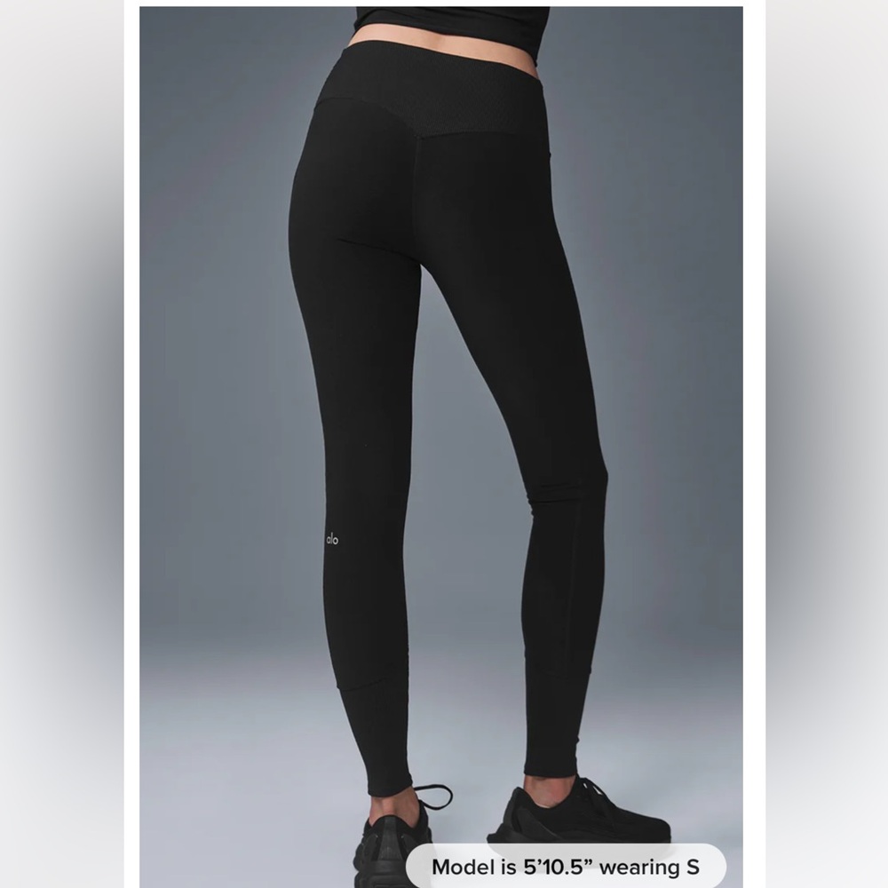 ALO Yoga Alosoft Ribbed detail leggings